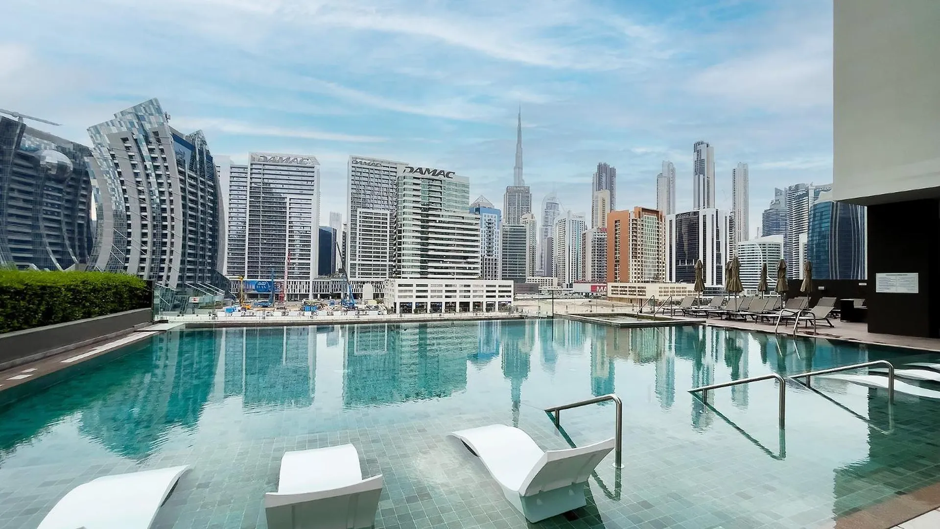 Luxury Apartment With Views Of Burj Khalifa 15 Northside Dubai